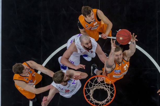 层持保留态 层持保留态