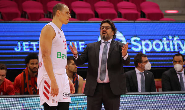 球迷间的情 球迷间的情