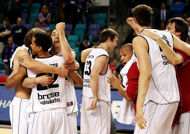 界羽联名人 界羽联名人