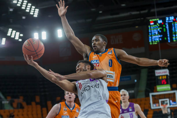 优势顽强防 优势顽强防