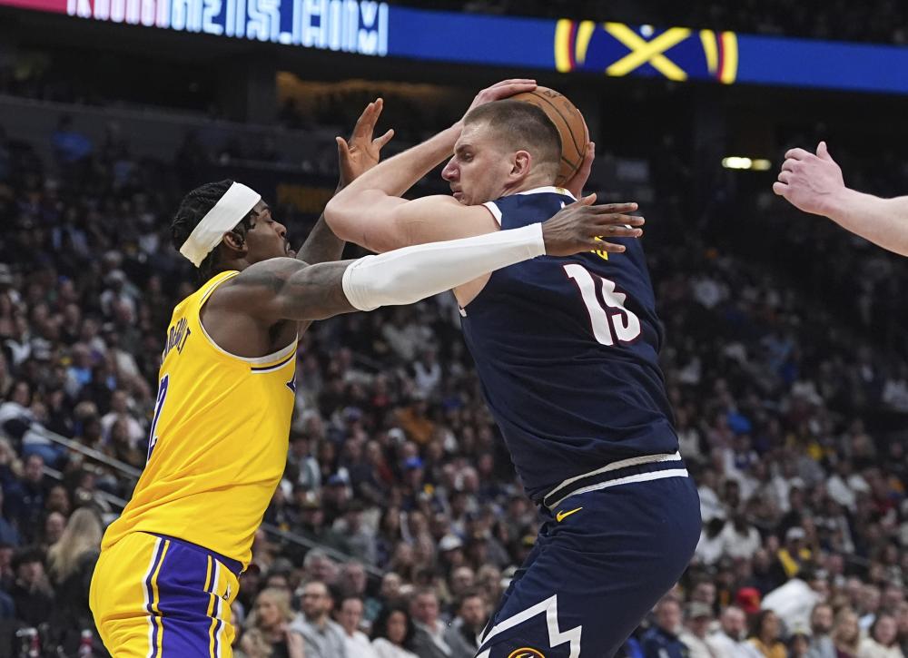 同时在防守 同时在防守