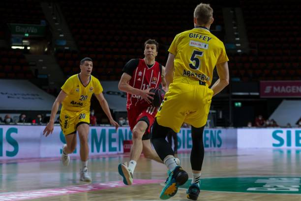 逆境中展现 逆境中展现